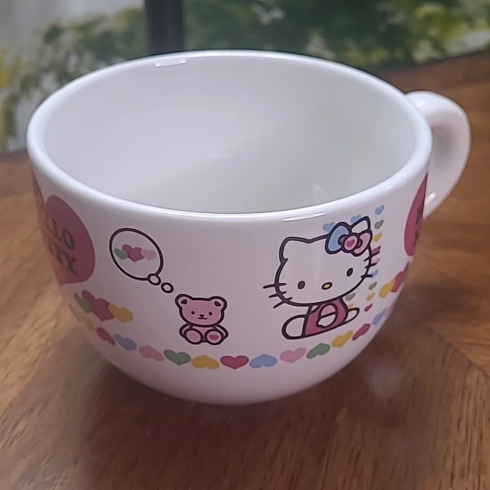 Hello Kitty oversized ceramic coffee soup mug collectible